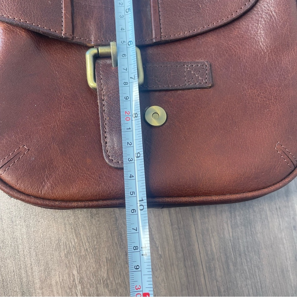 HidePark Amber women’s Cognac leather crossbody bag purse tote - Picture 7 of 10